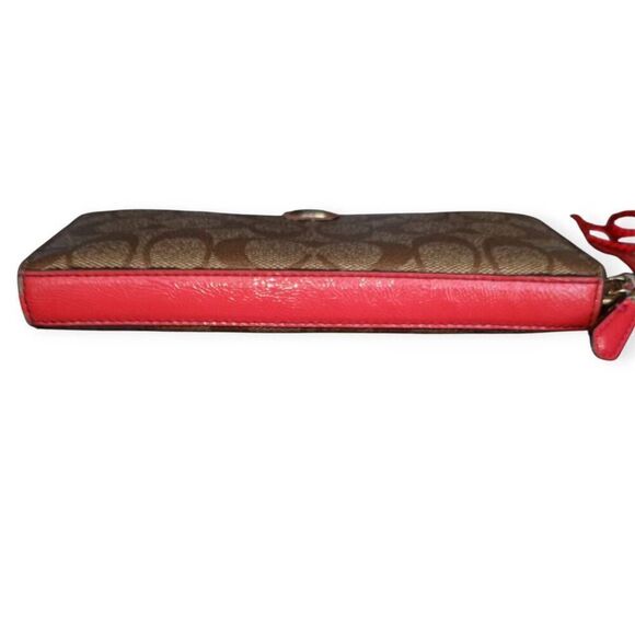 Coach Peyton Signature Accordion Zip Wallet Red & Tan W/Dust Bag GUC. - Picture 3 of 14